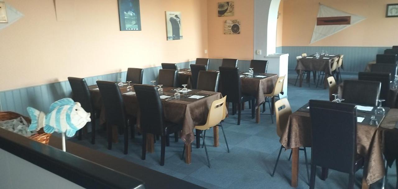La Croisiere Hotel Louvetot Bagian luar foto