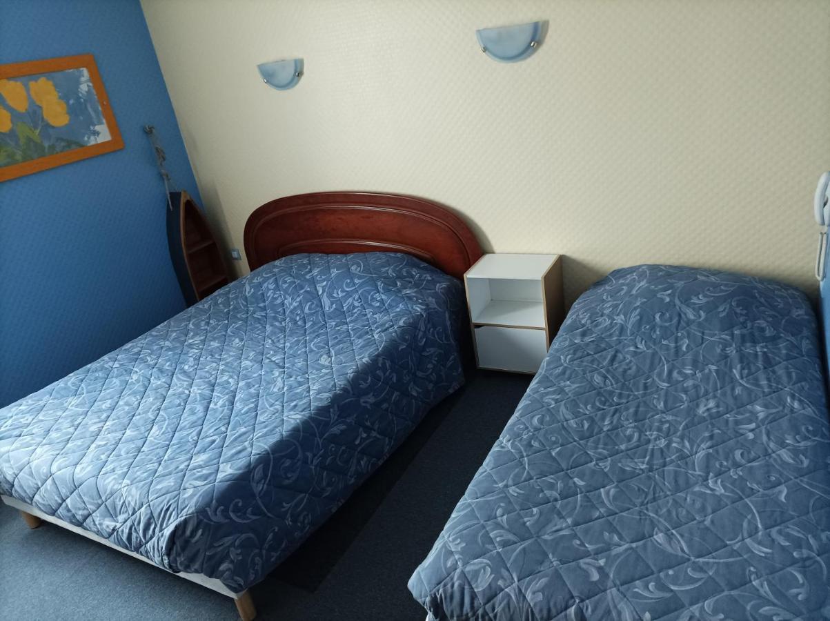 La Croisiere Hotel Louvetot Bagian luar foto