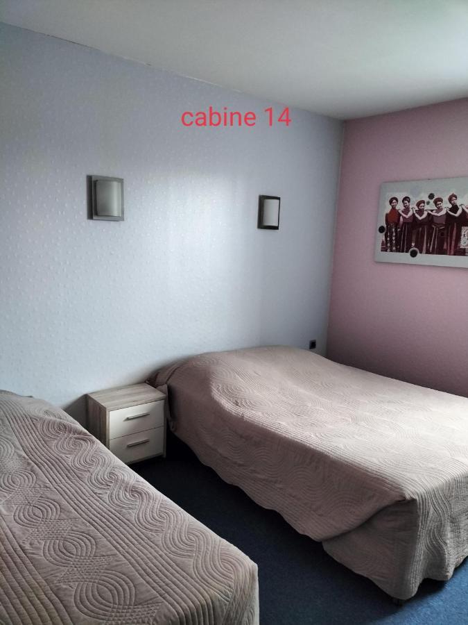 La Croisiere Hotel Louvetot Bagian luar foto